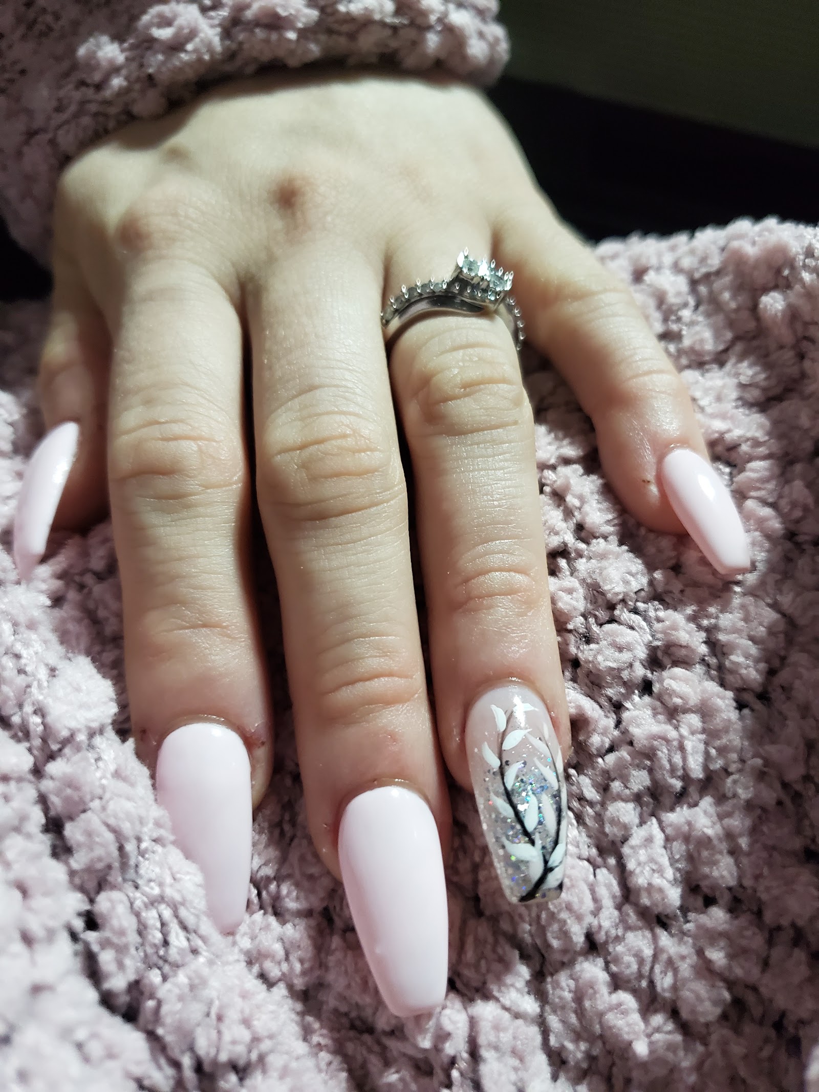 Upscale Nails nail photo 4